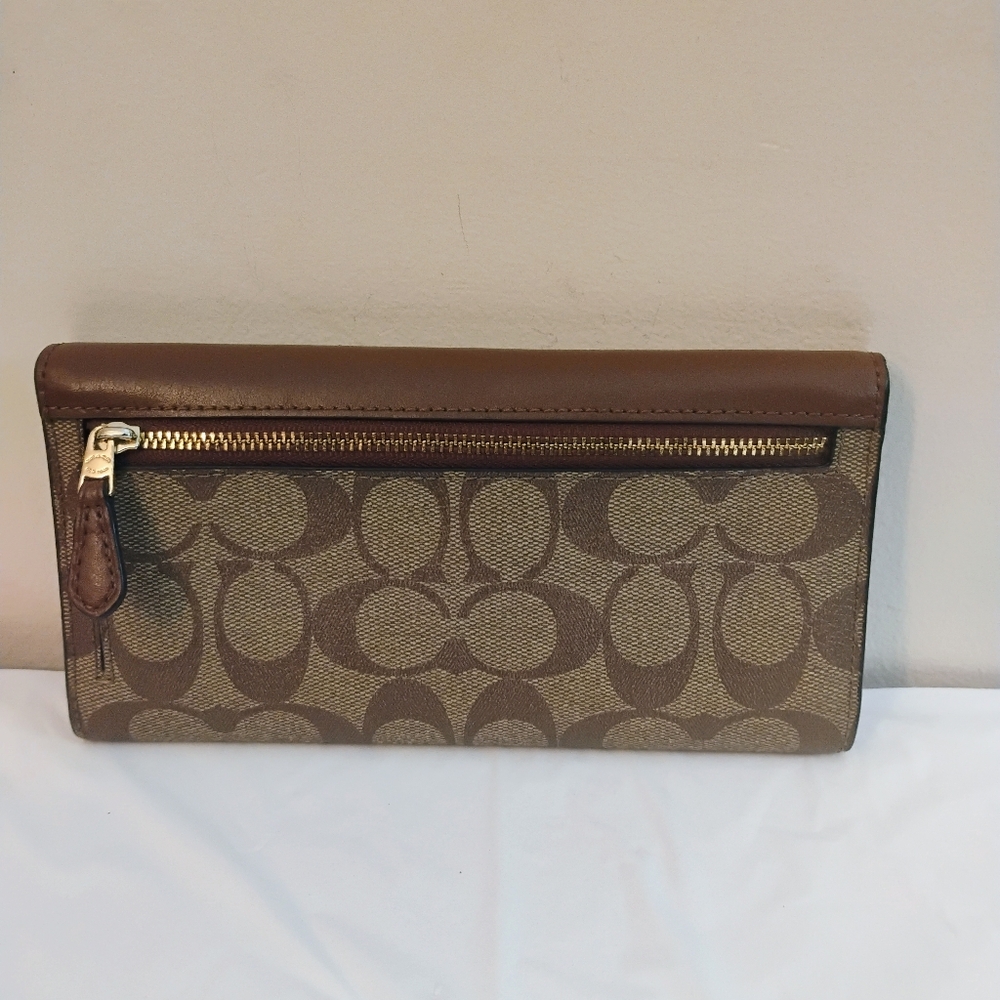 Coach Brown and Tan Women's Clutch - Picture 2 of 4